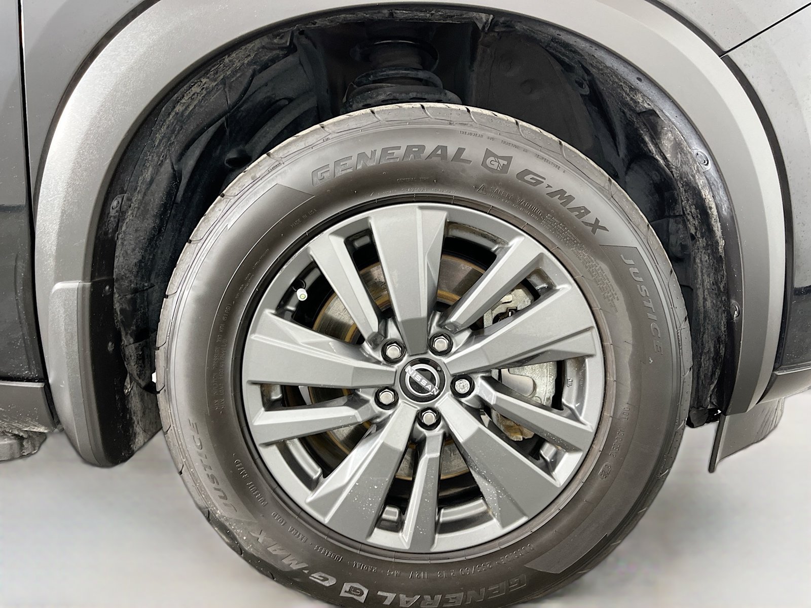 Used 2024 Nissan Pathfinder SV FWD image 38