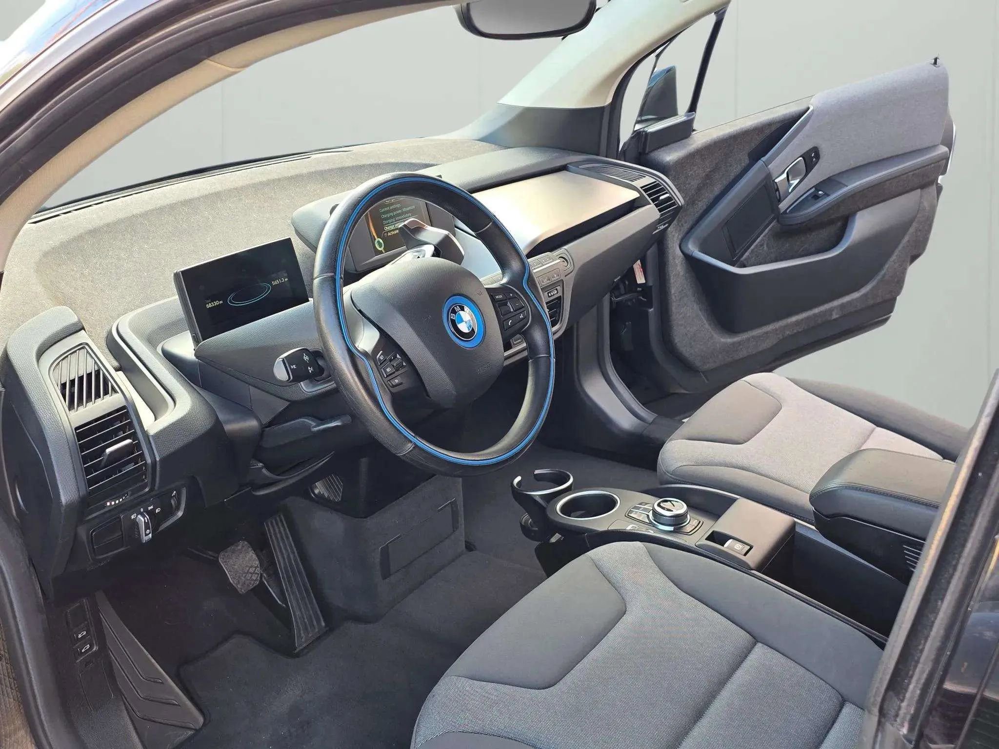 Used 2017 BMW i3 image 25