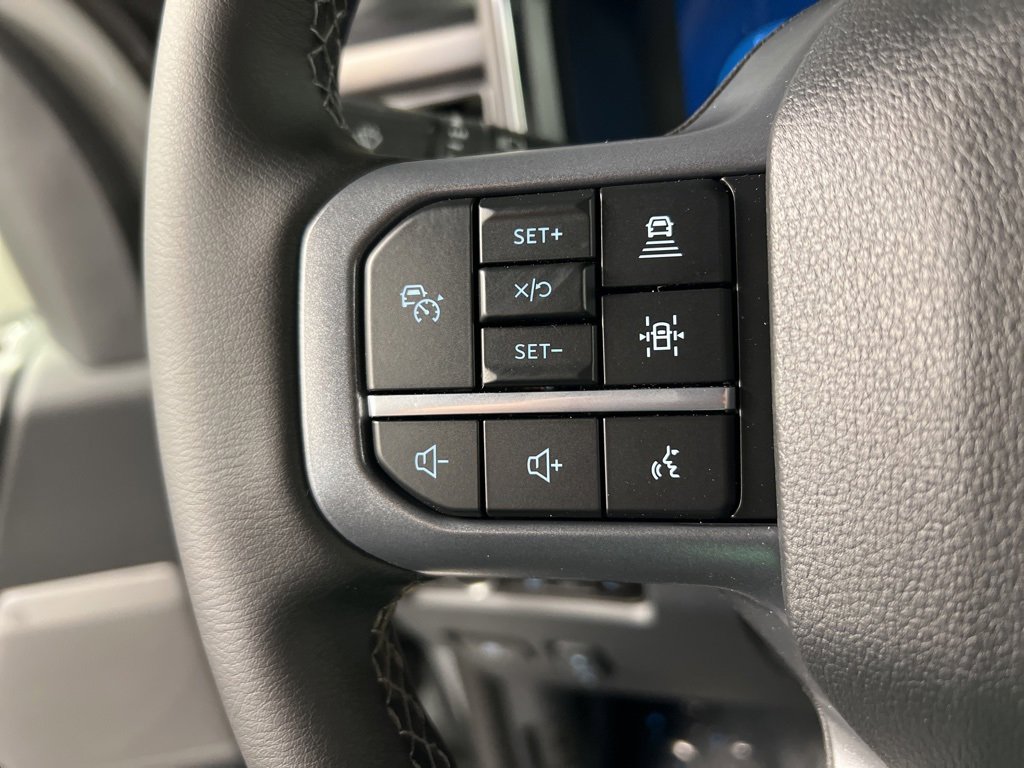 New 2026 Ford F250 Lariat w/ Black Appearance Package image 21