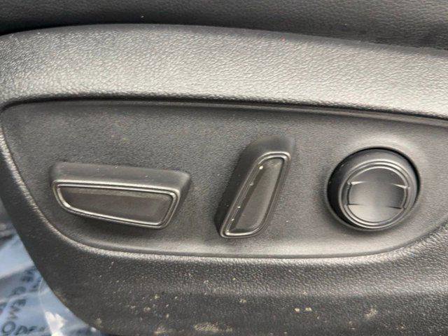 Certified 2024 Toyota Highlander XSE image 17