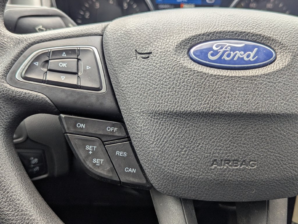 Used 2018 Ford Focus SEL FWD image 14
