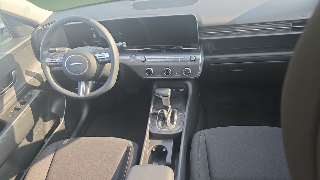 New 2026 Hyundai Kona SE FWD image 10