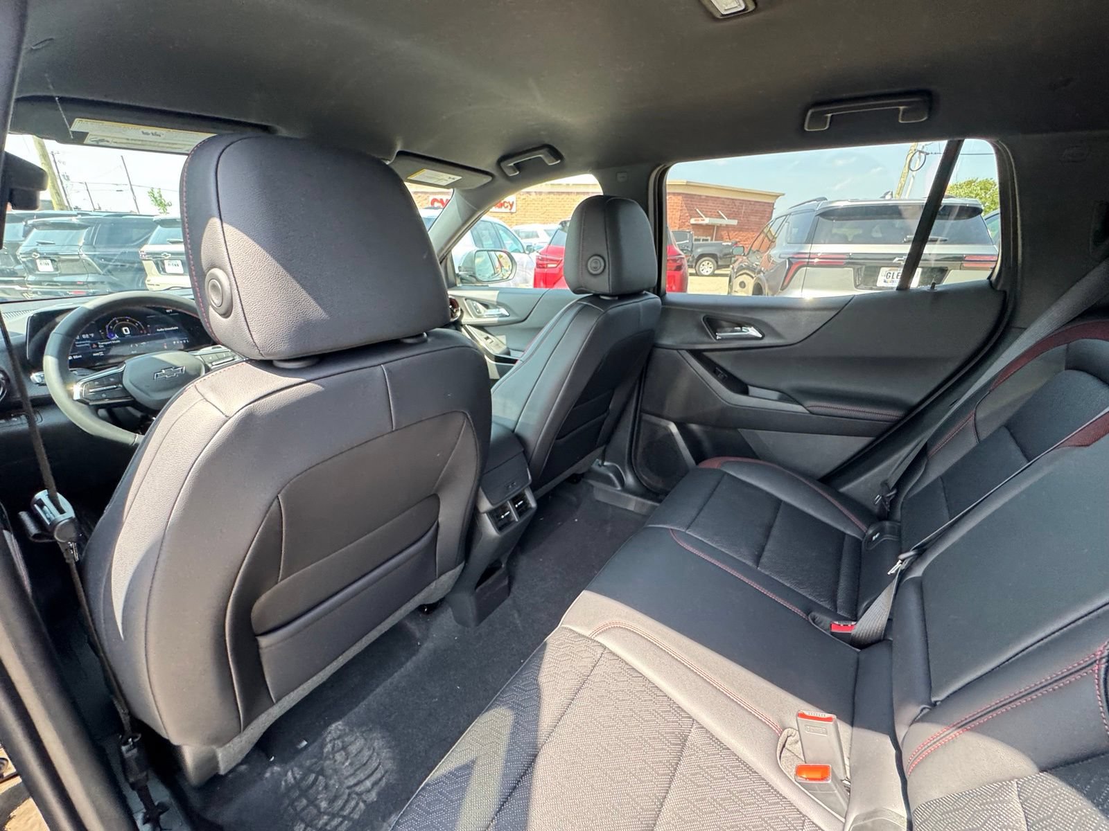 New 2027 Chevrolet Equinox RS AWD/4WD image 27
