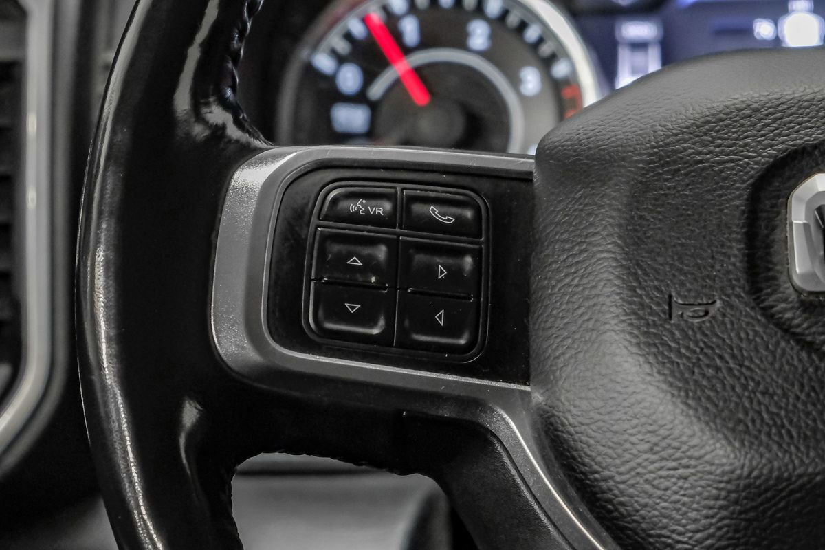 Used 2020 RAM 3500 Laramie image 16