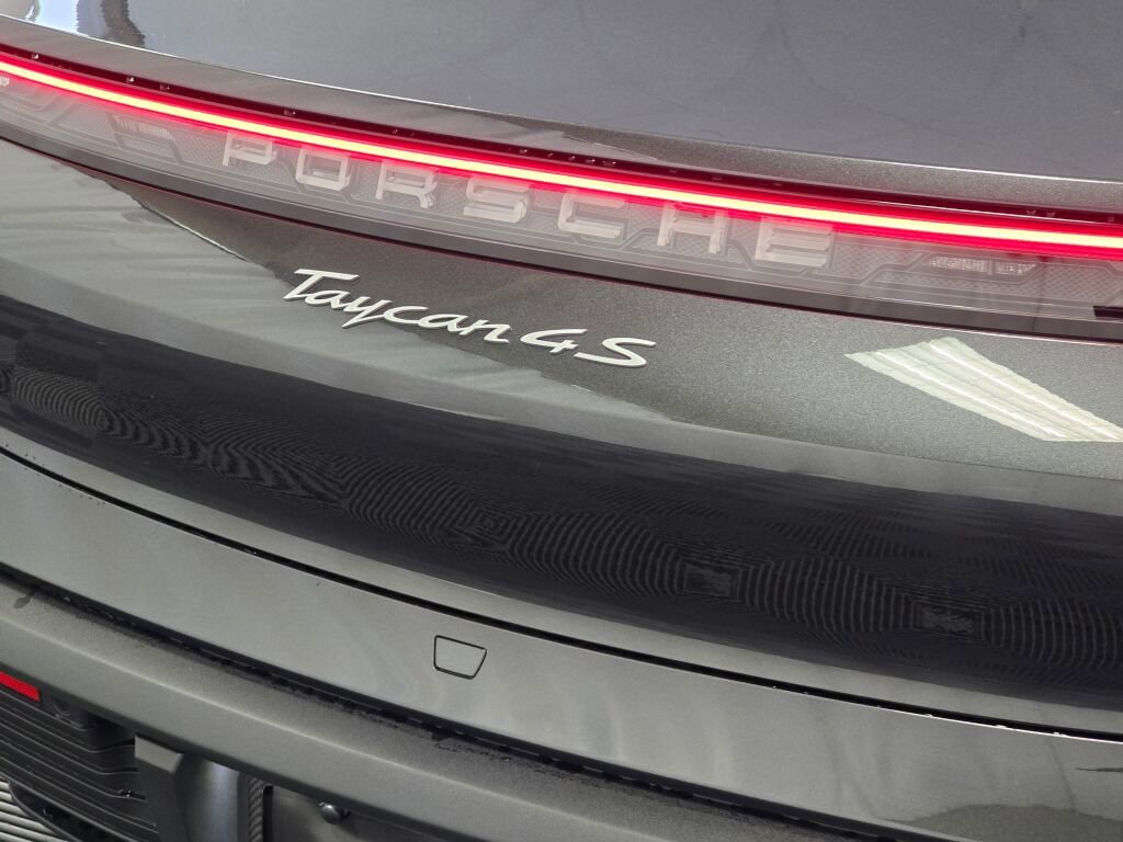 New 2025 Porsche Taycan 4S image 25