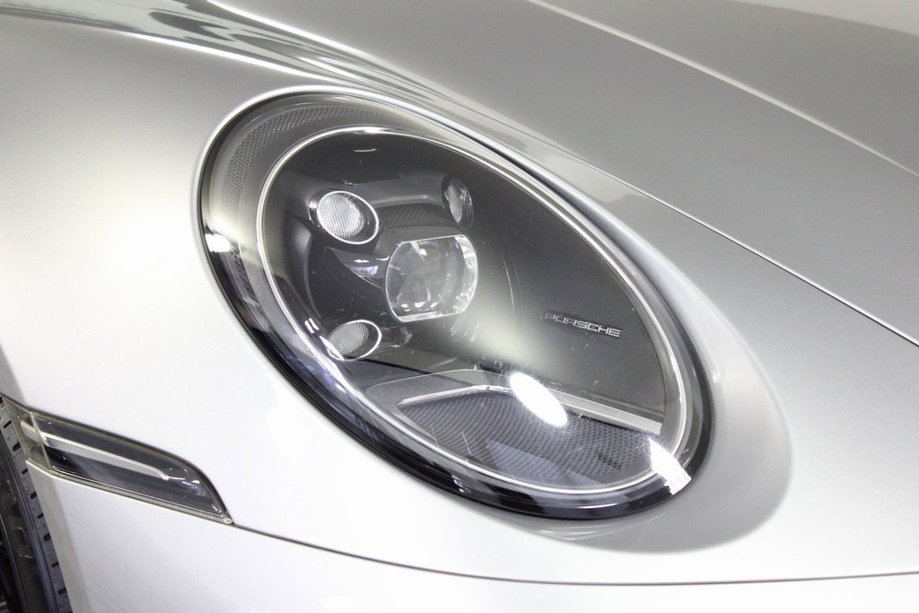 Used 2021 Porsche 911 Turbo image 11