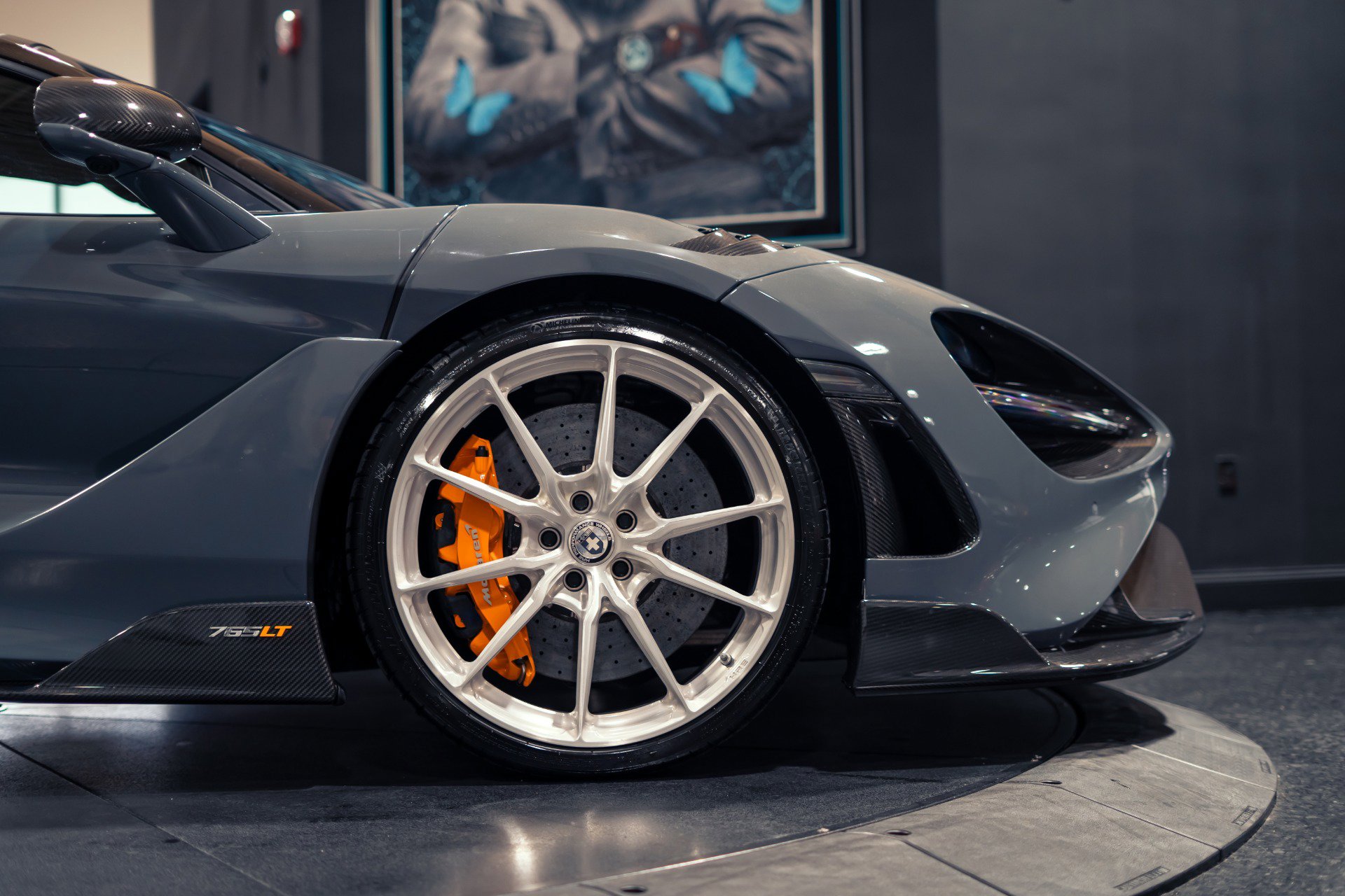 Used 2021 McLaren 765LT RWD image 9