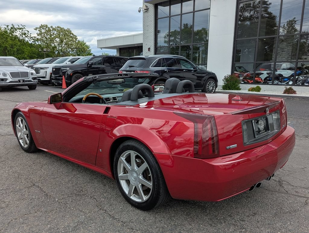 Used 2004 Cadillac XLR RWD image 42