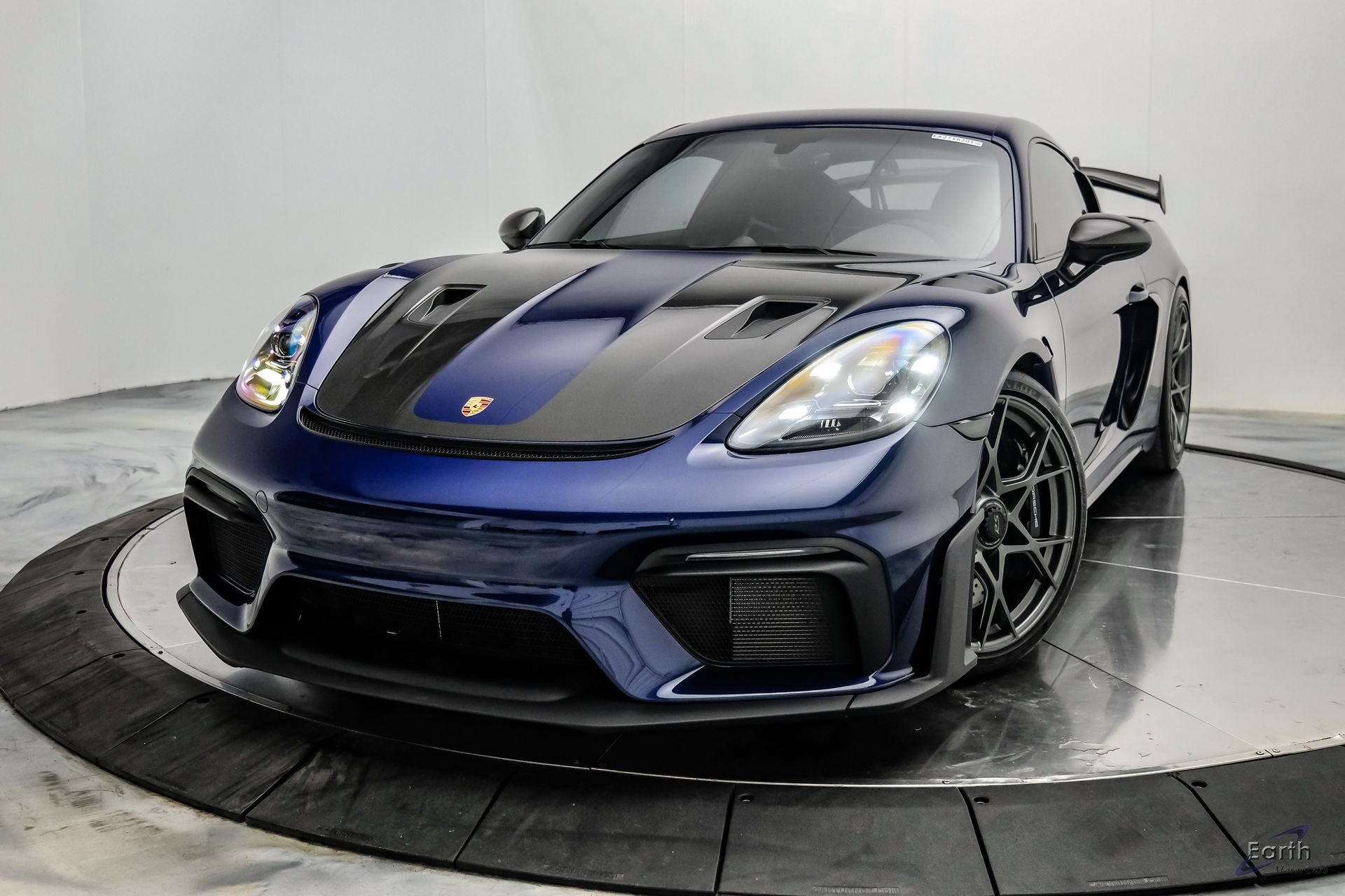 Used 2025 Porsche 718 Cayman GT4 RS RWD image 4