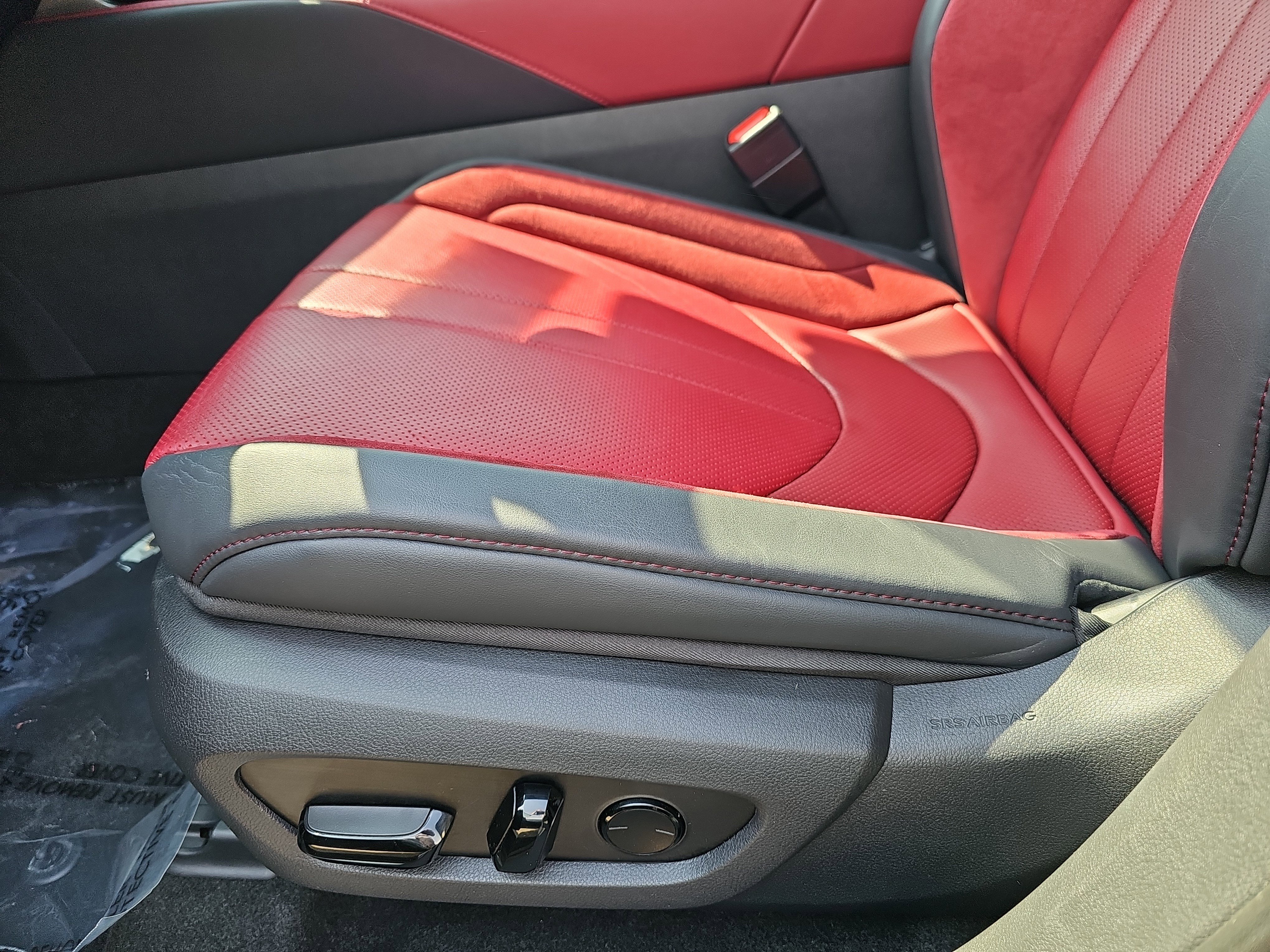 Used 2024 Lexus RX 500h F Sport w/ Convenience Package image 30