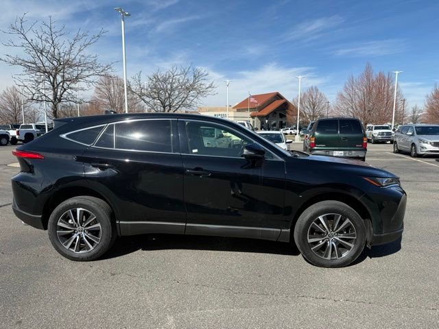 Certified 2022 Toyota Venza LE image 1