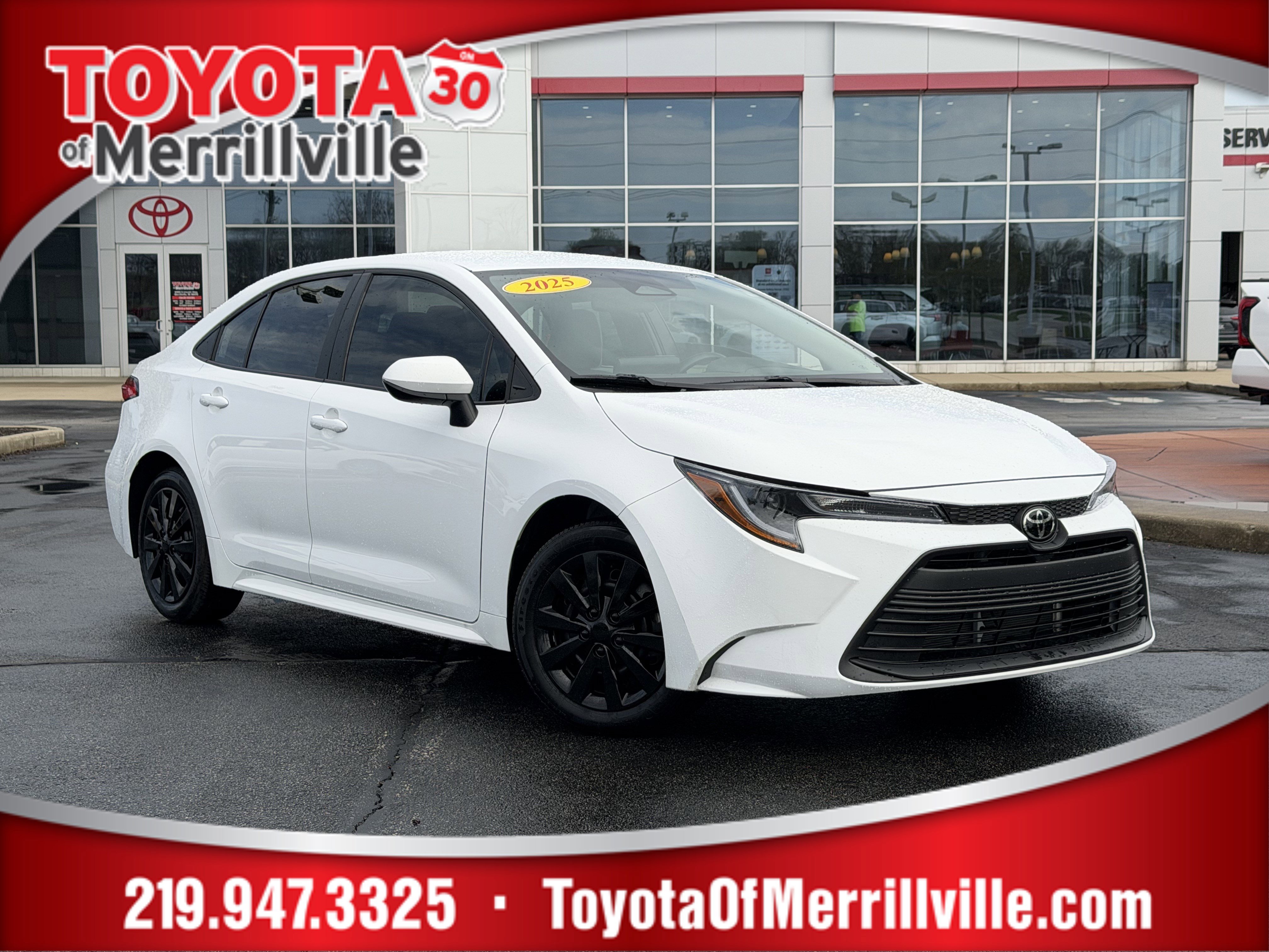 Used 2025 Toyota Corolla LE image 1