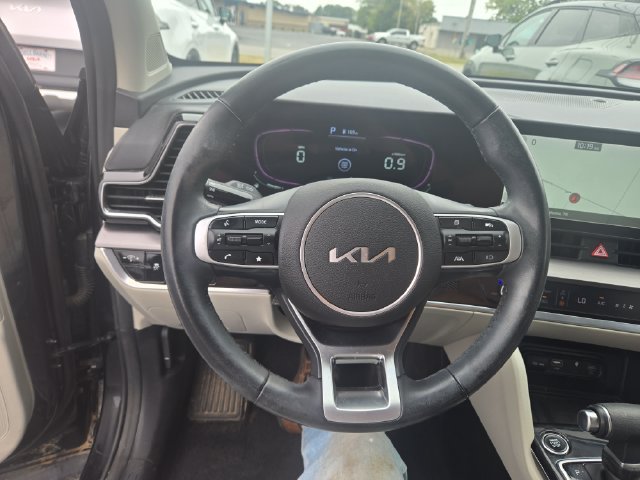Used 2024 Kia Sportage EX FWD image 17