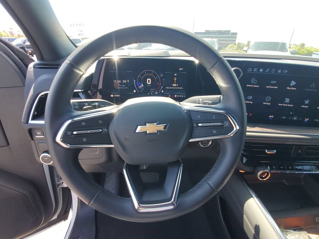 Used 2026 Chevrolet Suburban LS RWD image 12