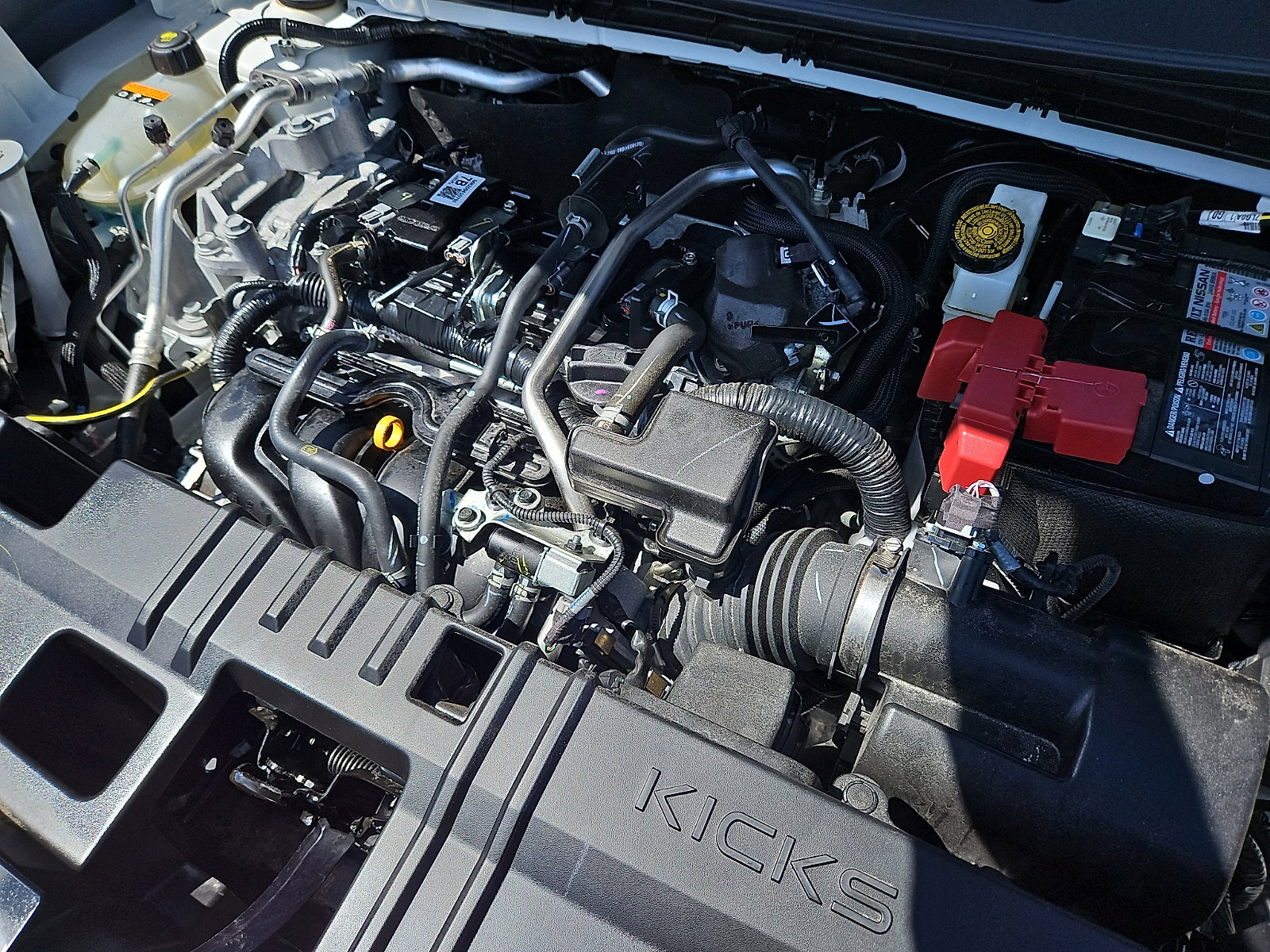 Certified 2025 Nissan Kicks SR image 27