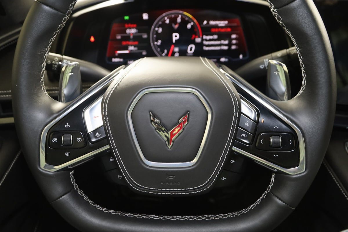 Used 2025 Chevrolet Corvette Stingray Premium Cpe w/ Stealth Interior Trim Package image 58