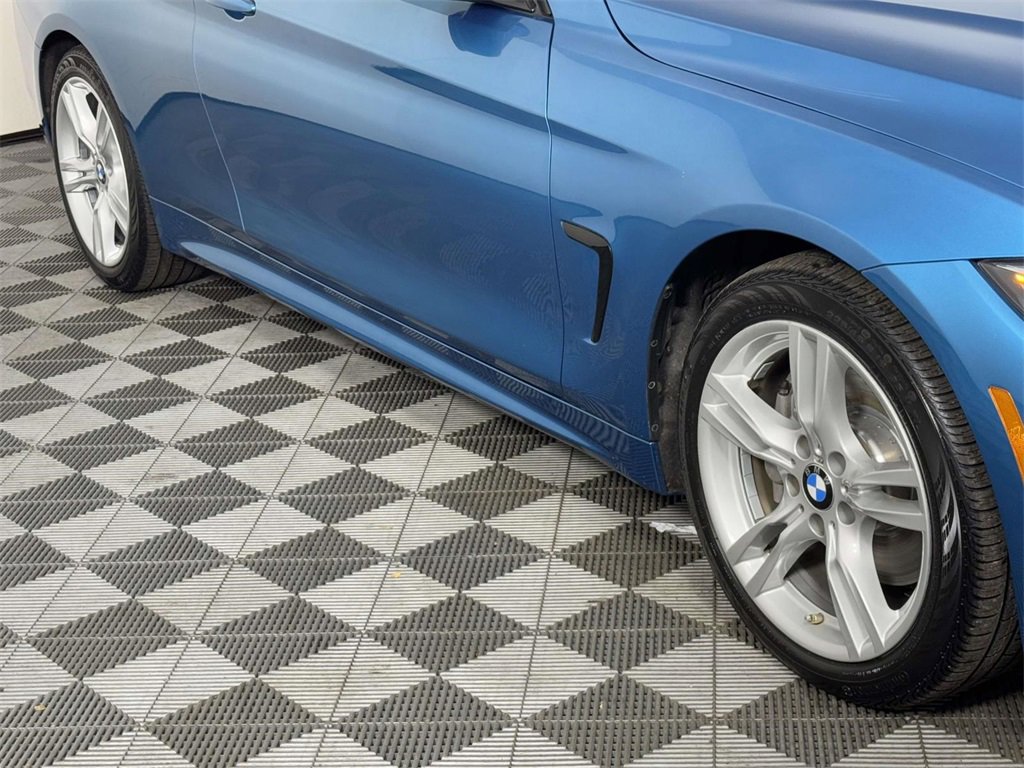 Used 2020 BMW 440i xDrive Convertible w/ M Sport Package image 12