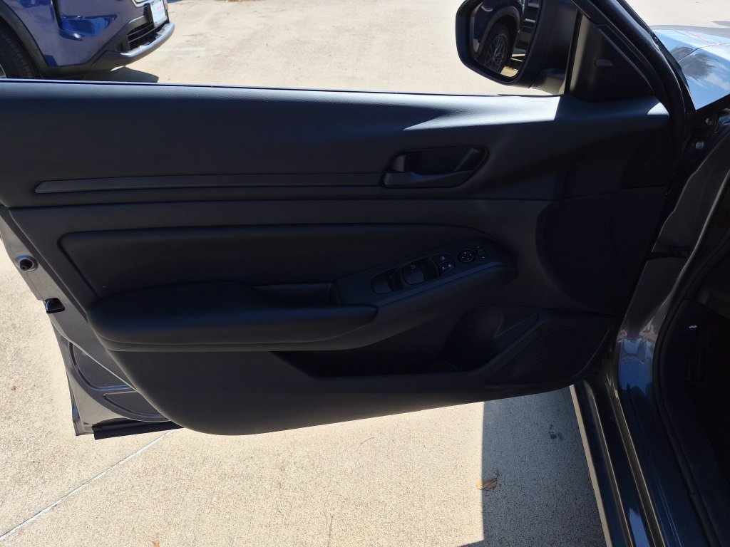 Certified 2024 Nissan Altima 2.5 S FWD image 16