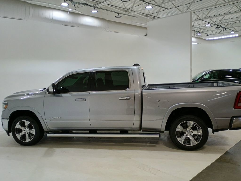 Used 2022 RAM 1500 Laramie AWD/4WD image 4