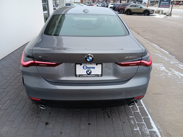 New 2025 BMW 430i xDrive Coupe w/ Convenience Package AWD/4WD image 6