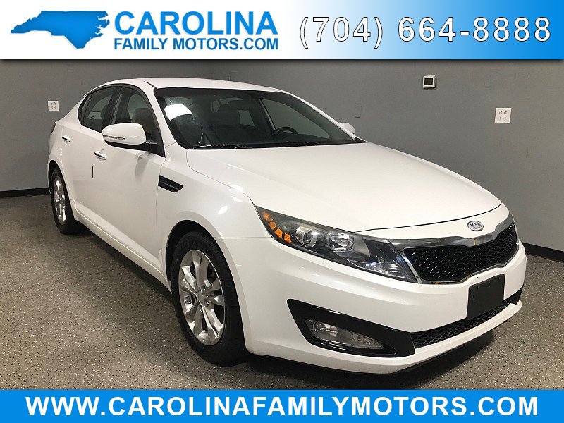Used 2012 Kia Optima LX FWD image 1