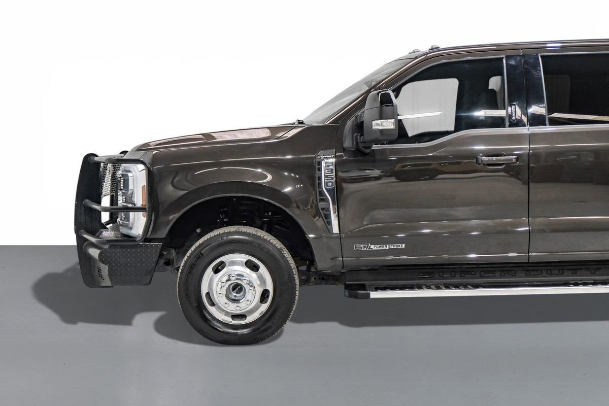 Used 2024 Ford F350 Lariat w/ FX4 Off-Road Package image 10