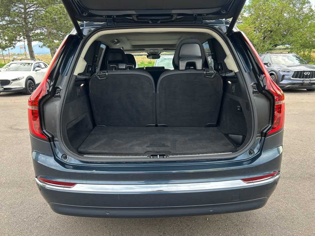 Used 2025 Volvo XC90 B6 Plus AWD/4WD image 17