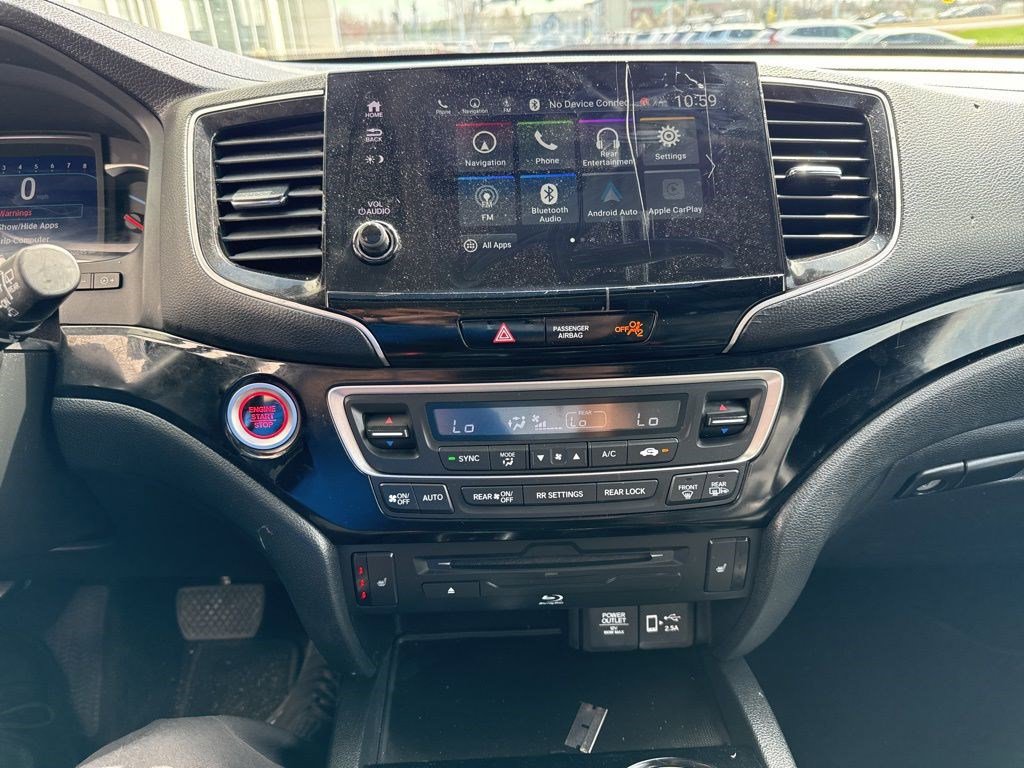 Certified 2022 Honda Pilot Touring image 19