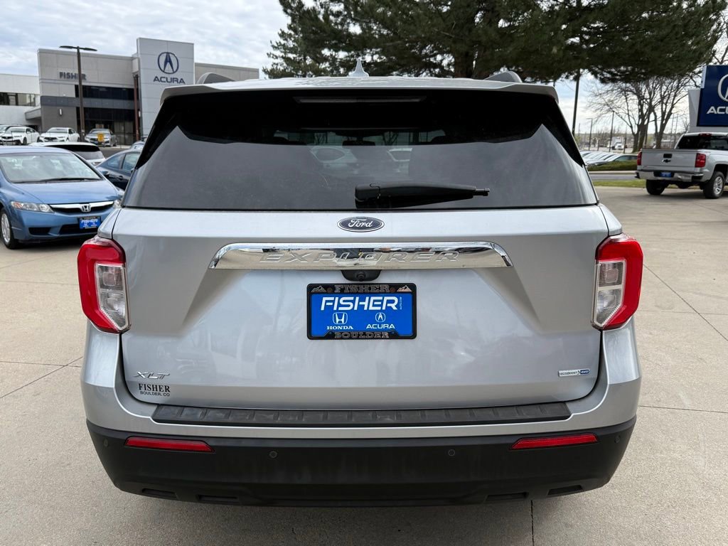 Used 2020 Ford Explorer XLT w/ Comfort Package AWD/4WD image 5