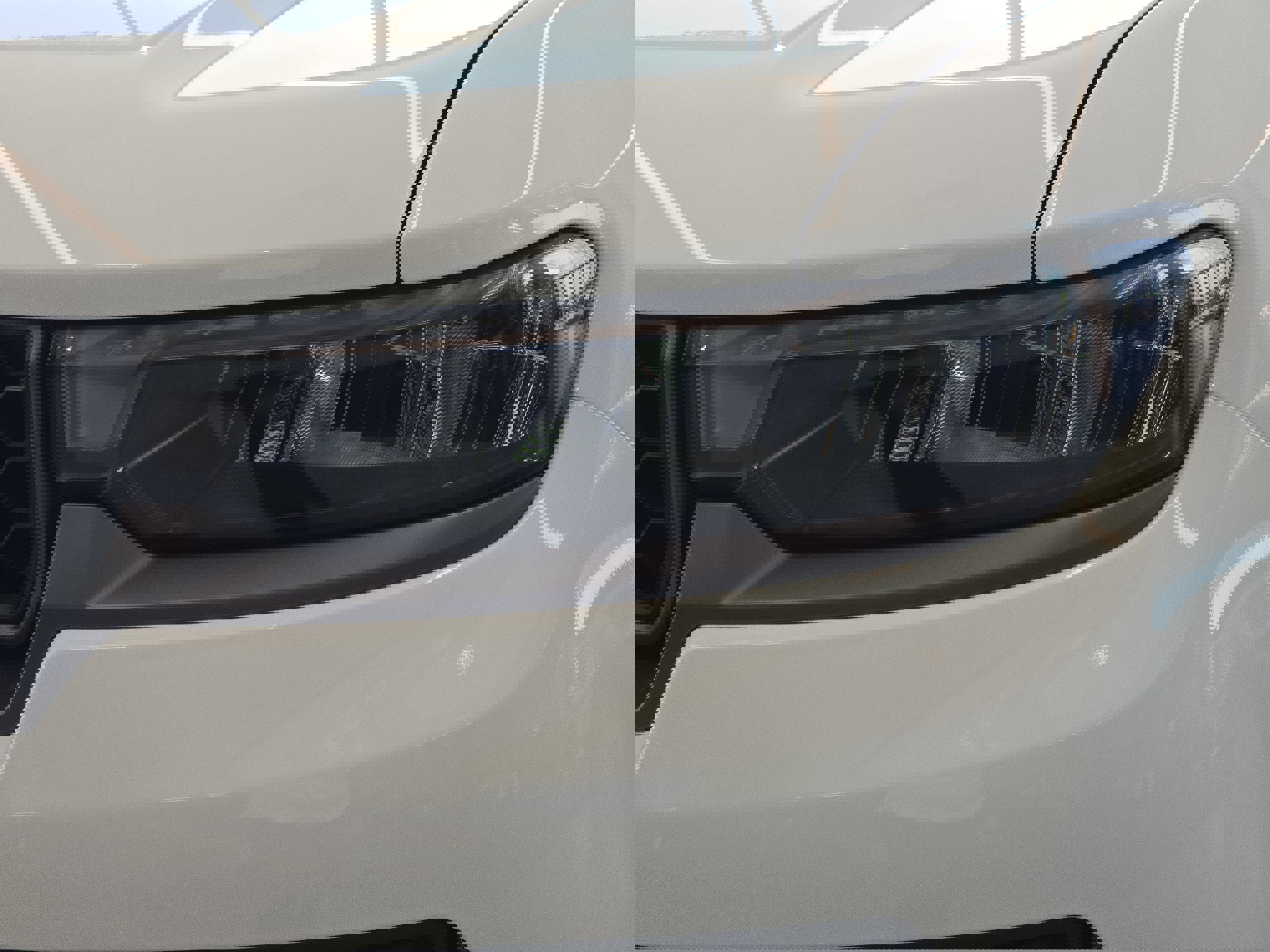 New 2026 Jeep Grand Cherokee Altitude image 7