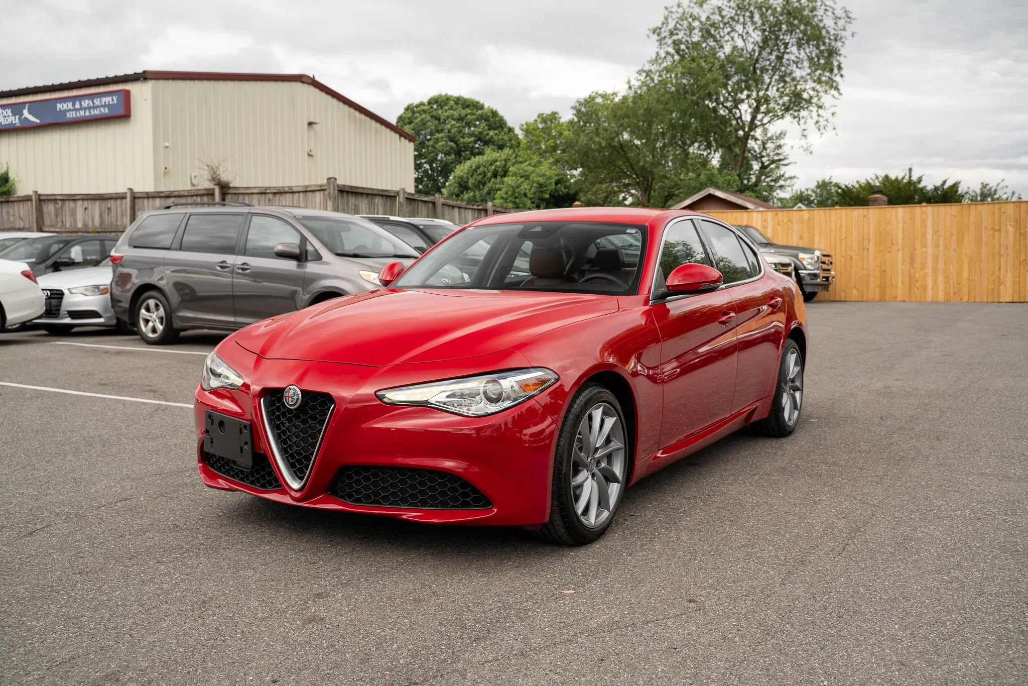 Used 2020 Alfa Romeo Giulia AWD w/ Cold Weather Package image 5
