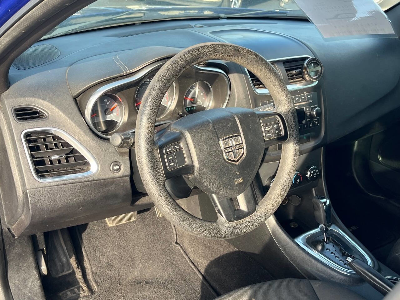 Used 2013 Dodge Avenger SE FWD image 11