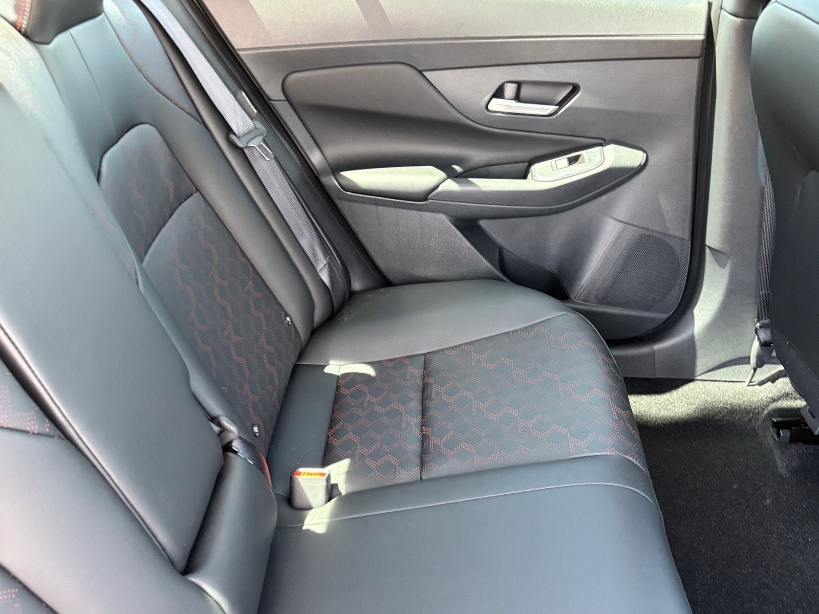 New 2026 Nissan Sentra SR w/ SR Premium Package FWD image 10