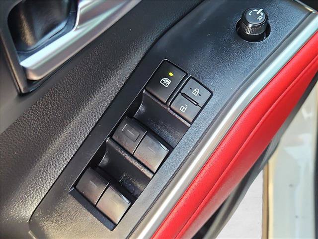 Used 2024 Toyota Highlander XSE AWD/4WD image 12