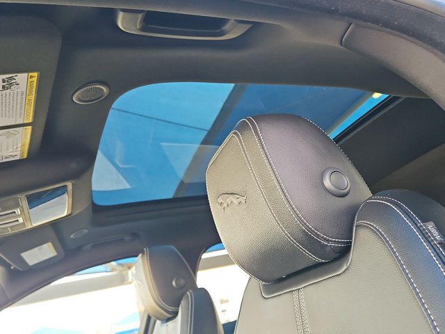 Used 2024 Jaguar F-PACE R-Dynamic S AWD/4WD image 15