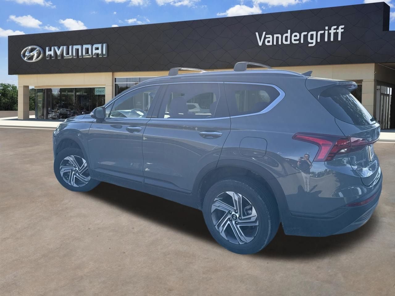 Used 2023 Hyundai Santa Fe SEL AWD/4WD image 2
