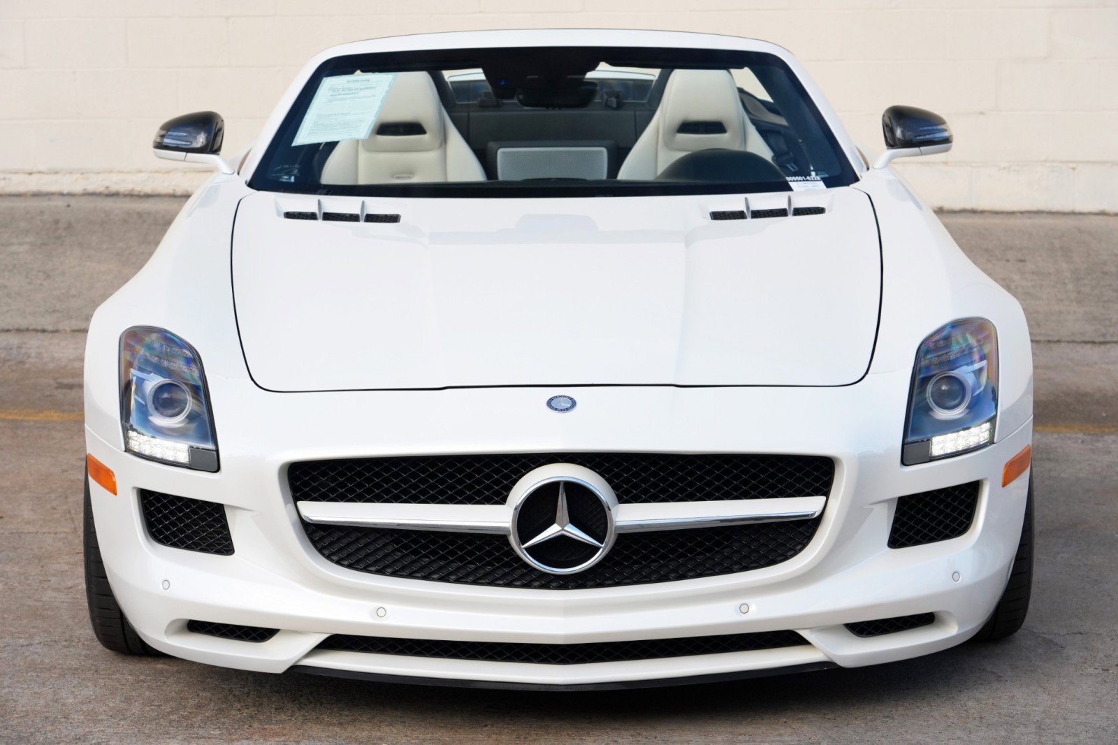Used 2012 Mercedes-Benz SLS AMG Roadster image 39