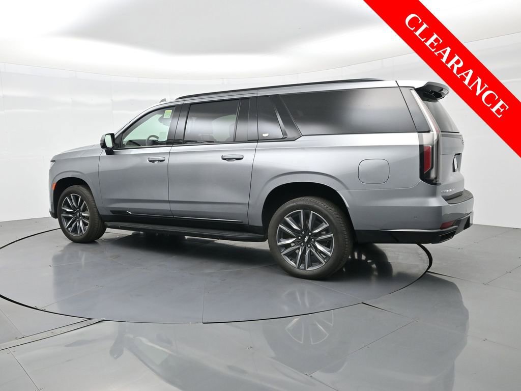 Used 2024 Cadillac Escalade ESV Sport w/ Heavy-Duty Trailer Package image 11