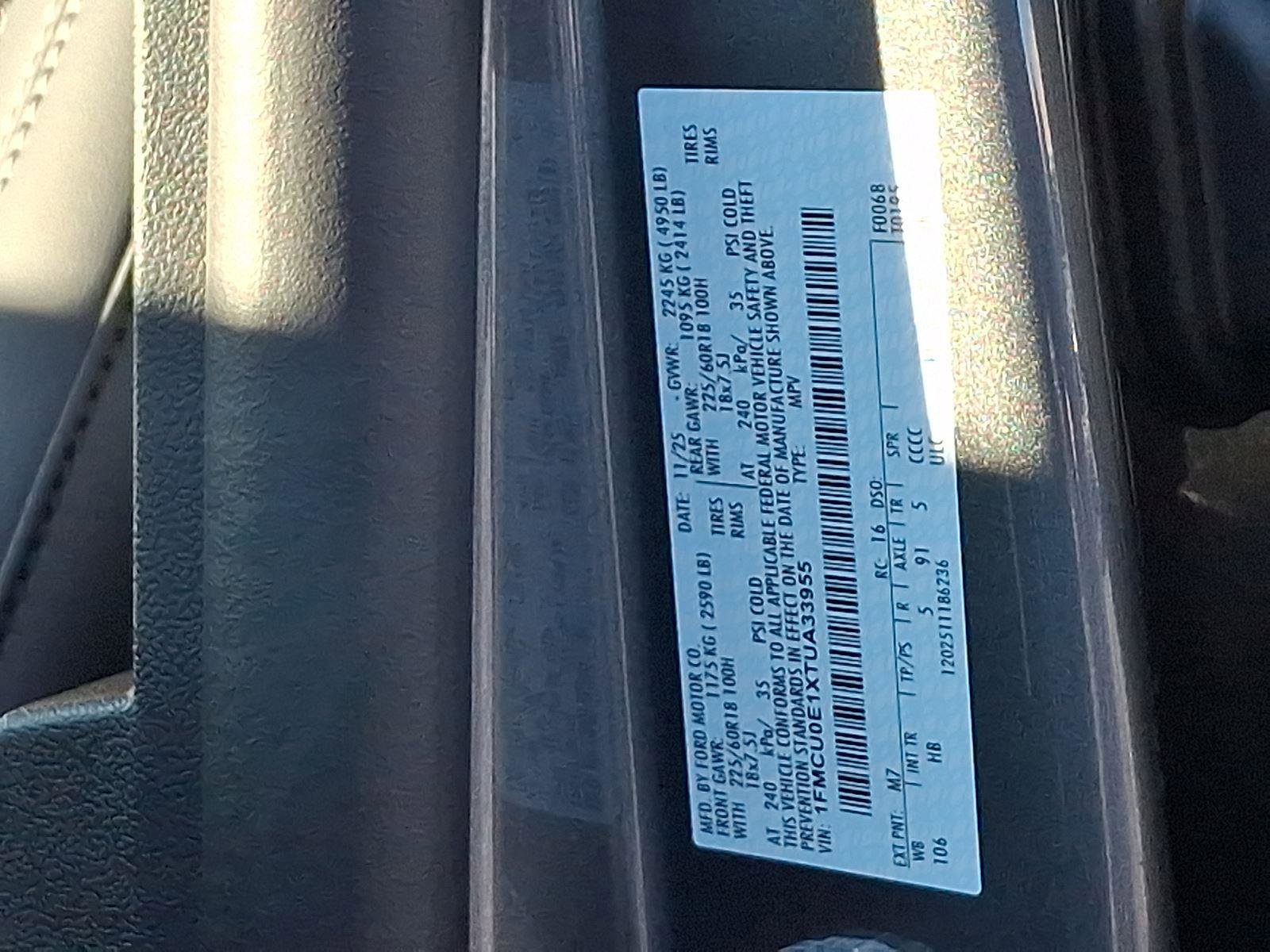 New 2026 Ford Escape SE FWD image 18