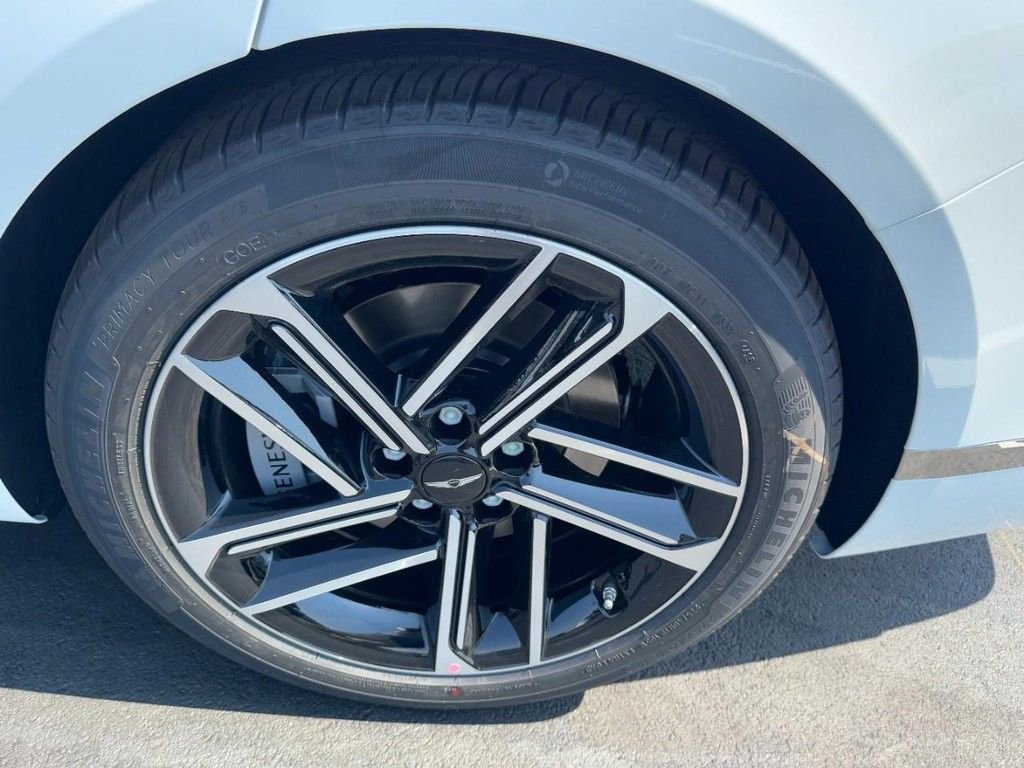 New 2026 Genesis G80 2.5T Advanced image 6