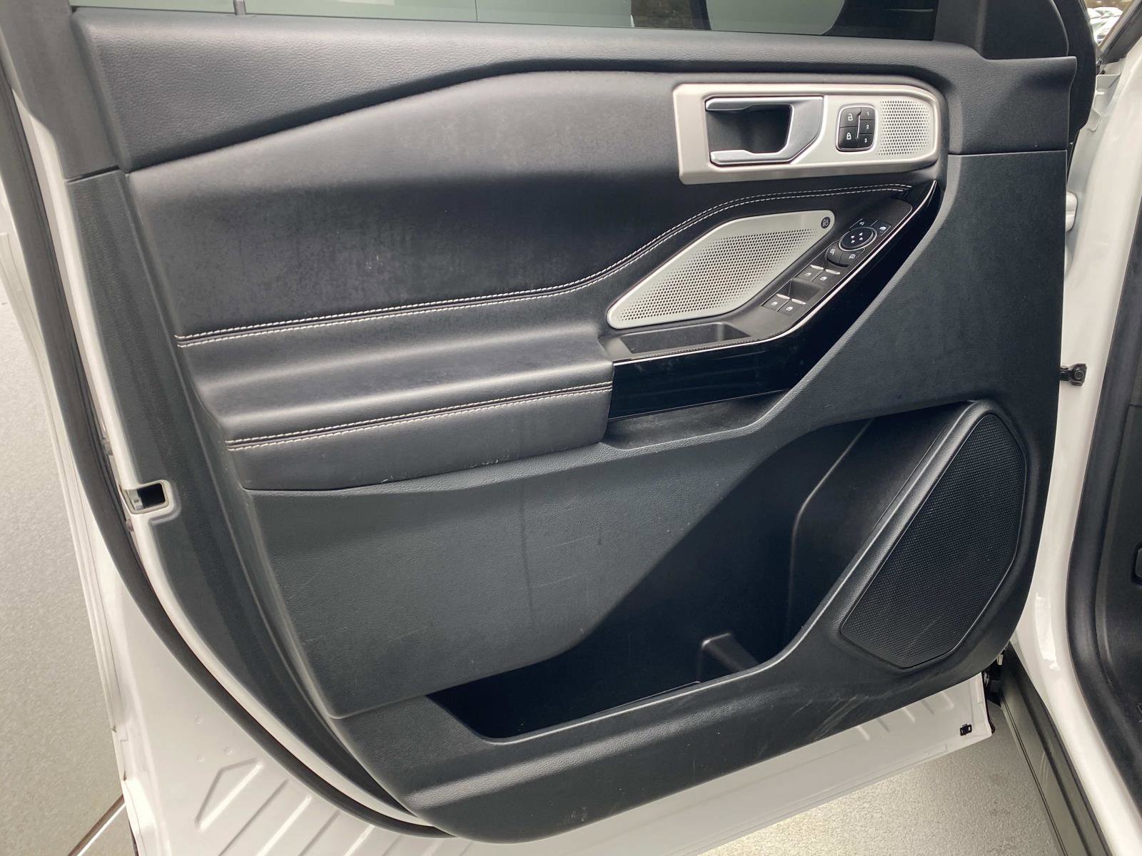 Used 2023 Ford Explorer ST w/ Equipment Group 401A image 17