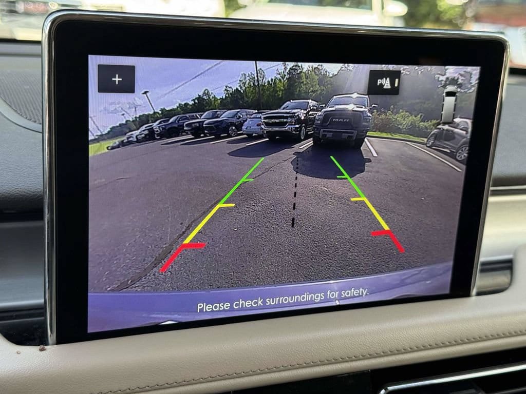 Used 2021 Lincoln Aviator AWD w/ Elements Package image 5