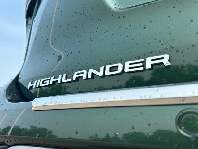 Used 2025 Toyota Highlander Platinum AWD/4WD image 15