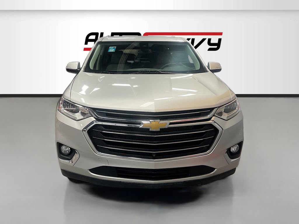 Used 2020 Chevrolet Traverse Premier image 2