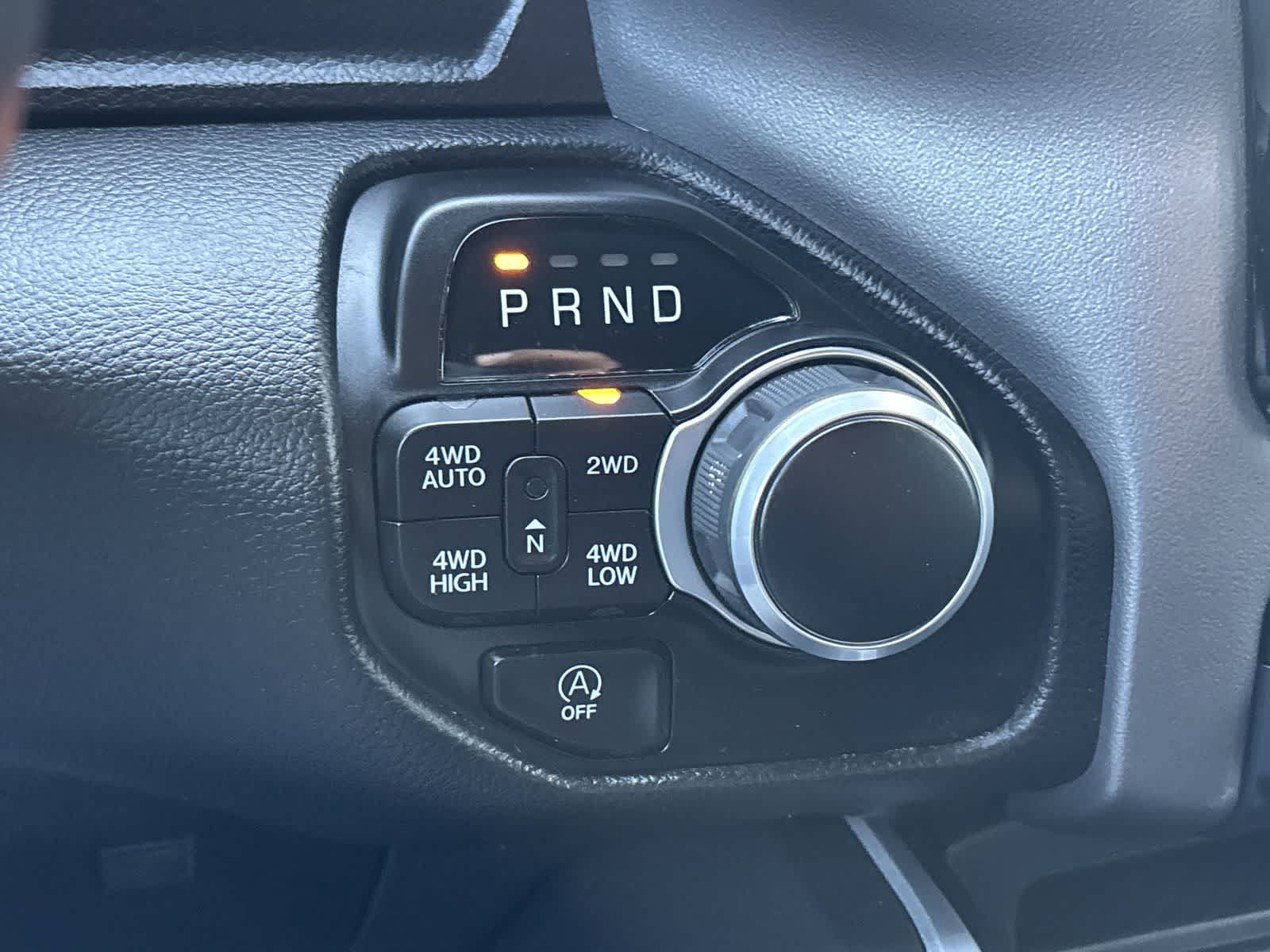 Used 2023 RAM 1500 Big Horn AWD/4WD image 25