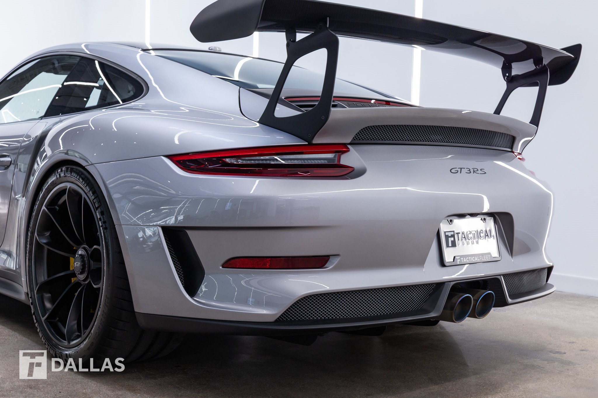 Used 2019 Porsche 911 GT3 RS RWD image 10