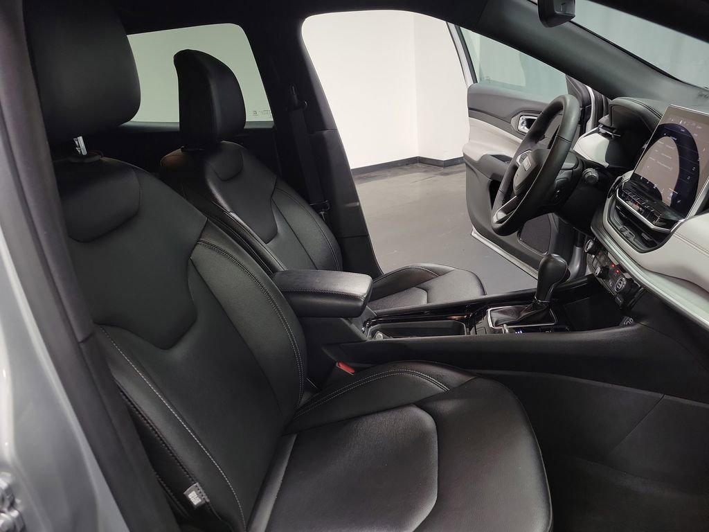 Used 2025 Jeep Compass Limited AWD/4WD image 22