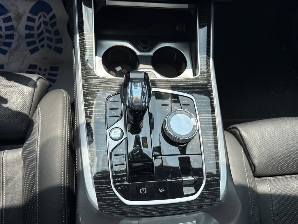 Used 2022 BMW X7 M50i w/ Executive Package AWD/4WD image 29