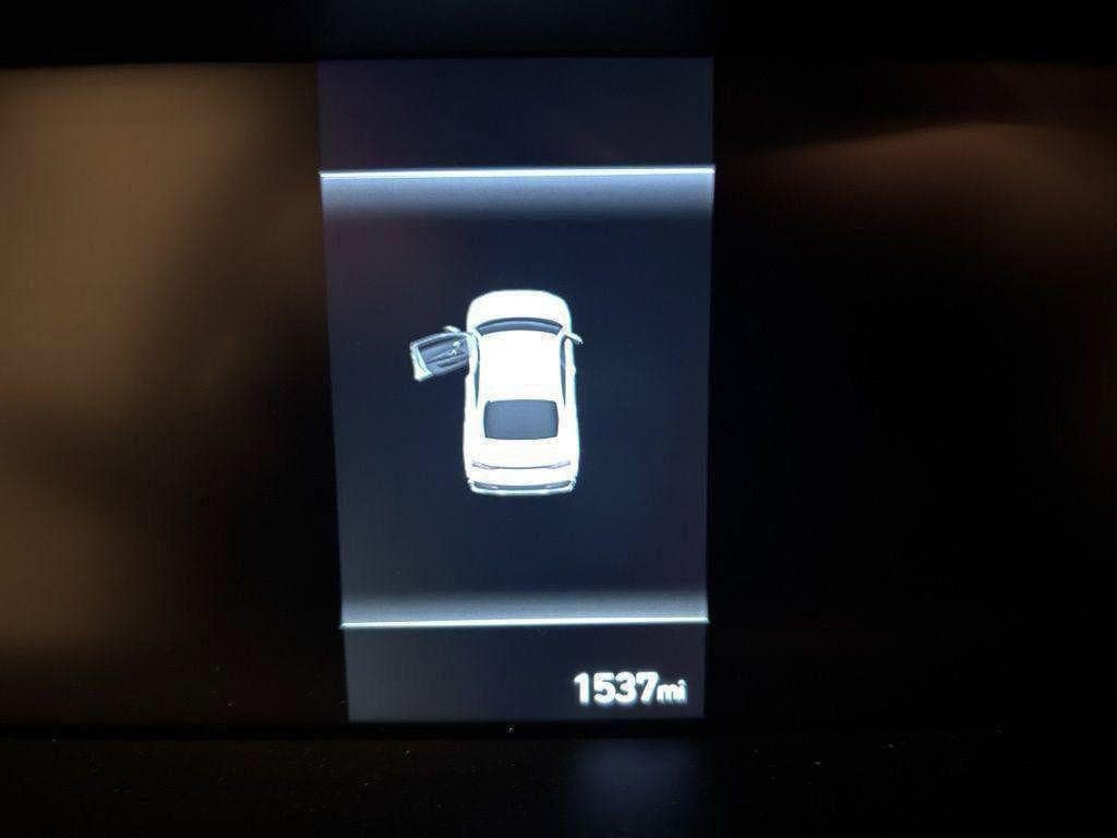 New 2026 Hyundai Elantra Sport FWD image 13