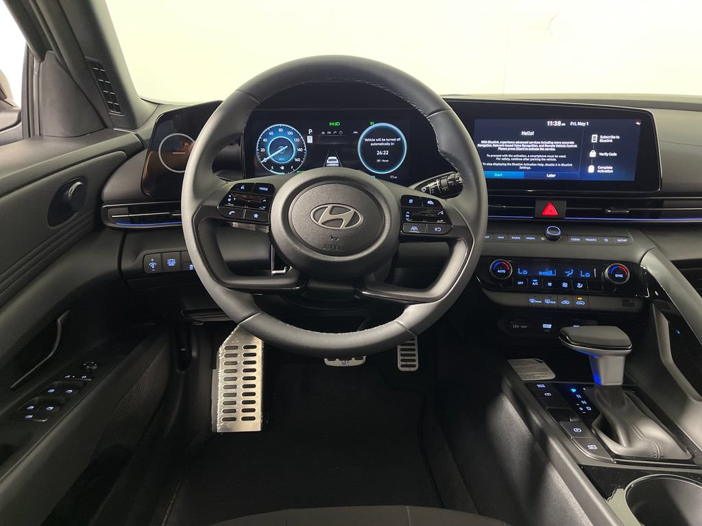 New 2026 Hyundai Elantra SEL FWD image 15